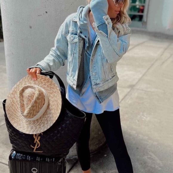 SOLD - Wild Fable Cropped Denim Trucker Jacket Women’s Large Light Blue - Picture 1 of 11